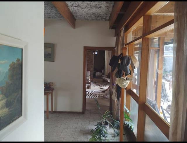 3 BEDROOM HOUSE FOR SALE IN OATLANDS